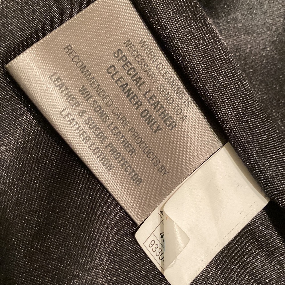 Leather jacket - Picture 10 of 12